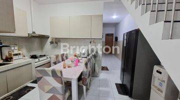 Gambar 2 RUMAH SEMI FURNISHED 3 LANTAI CANTIK RAPI SIAP HUNI DI KAVLING POLRI, JELAMBAR, GROGOL PETAMBURAN, JAKARTA BARAT