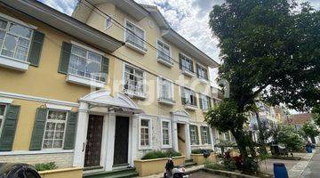 Gambar 1 RUMAH TOWNHOUSE 2 LANTAI SEMI FURNISHED DI TAMAN HIJAU, LIPPO KARAWACI