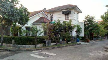 Gambar 4 Dijual Rumah Bagus Hook Jln. Pinus Komplek Bumi Adipura Kota Bandung 