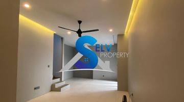 Gambar 2 Rumah 3 Lantai Unfurnished di Pondok Indah, Jakarta Selatan