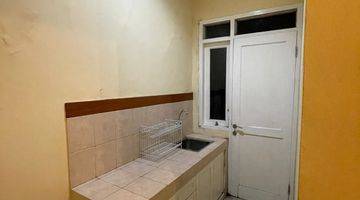 Gambar 3 Rumah Disewakan Di Kucica Semi Furnished 