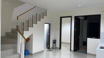 Gambar 1 Di Jual Rumah 3 Lantai Attic Cluster Yarra.jakarta Garden City Jakarta