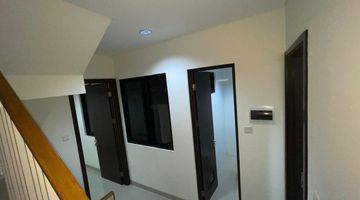 Gambar 4 Di Jual Rumah 3 Lantai Attic Cluster Yarra.jakarta Garden City Jakarta