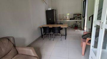 Gambar 3 Di Sewakan Rumah 2 Lantai Semi Furnish Cluster Magenta Summarecon Bekasi