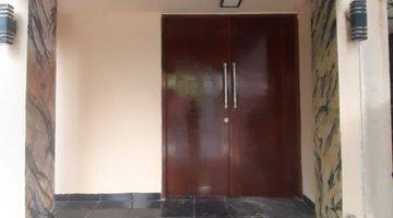 Gambar 2 Rumah Sewa Gading Serpong 2 Lantai Semi Furnished