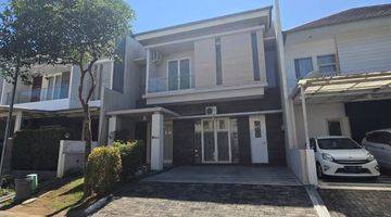 Gambar 1 Disewakan Rumah 2 Lantai Semi Furnished Jalan Woodland Citraland Surabaya