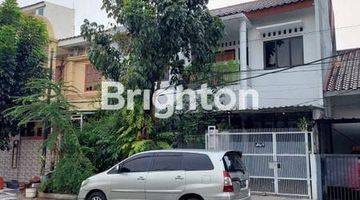 Gambar 1 RUMAH BAGUS 2 LANTAI DI KOMPLEK EMERAL BINTARO 