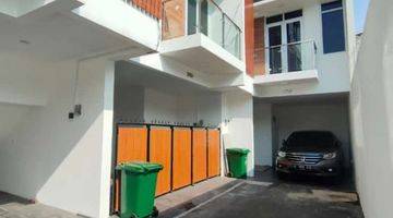 Gambar 2 Di Jual Rumah di Cempaka Putih Barat SHM 2 Lantai Baru