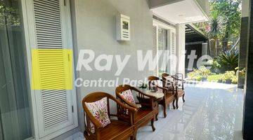 Gambar 1 Rumah Mewah Full Furnished di Ciumbuleuit Bandung