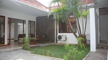 Gambar 2 Dijual Rumah Vintage Mewah Terawat di Menteng