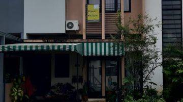 Gambar 1 Rumah Townhouse di Gunung Raya, Cireundeu