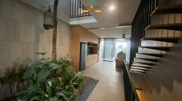 Gambar 4 Rumah Bagus Shm 3 Lantai Ada Private Pool Dan Rooftop