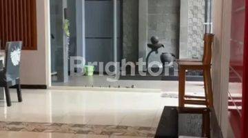 Gambar 2 Rumah Besar Cantik dan Bersih Cengger Ayam