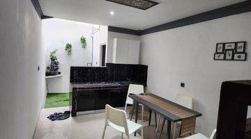 Gambar 2 di Rumah Baru, 51 M2 ( 3 X 17 M), Listrik 3500 W, 3 Kt, 4 Km, Furnished ( Ac, Ranjang, Sofa, Meja Makan, Water Heater ) Tinggal Bawa Koper Saja !, Jakarta Utara