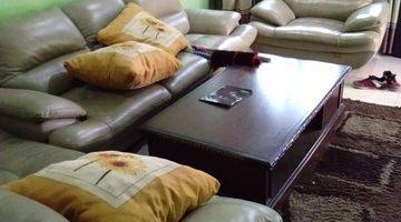 Gambar 5 Rumah Furnished Sudah Renovasi di Villa Bukit Indah 160m² Rp65 Juta Tahun