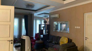 Gambar 2 Rumah 3 Lantai Bagus Semi Furnished SHM di Gading Griya Lestari, Jakarta Utara