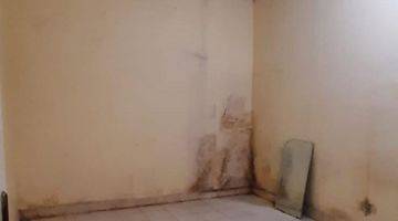 Gambar 4 Rumah 4 Kamar Lokasi Strategis Butuh Renovasi Nego Sampai Deal