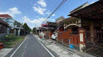 Gambar 3 Rumah Grajakan kawasan Blimbing dekat Araya, RS Persada