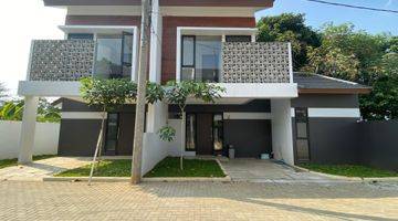 Gambar 1 Rumah Modern Minimalis Teras Grandwiz Mustikajaya