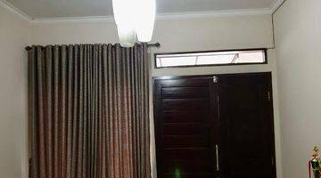 Gambar 2 Dijual Rumah 2 Lantai + Mezzanine Kreo Larangan Banten