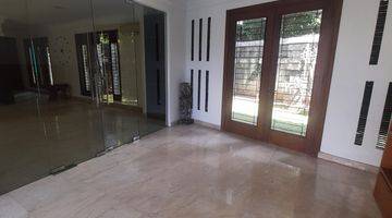 Gambar 4 Dijual Rumah Cozy Kuningan Jakarta Selatan