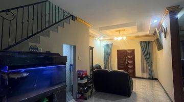 Gambar 5 Rumah 2 Lantai Furnished di Jl. B.zein Hamid Inspeksi Kanal
, Medan