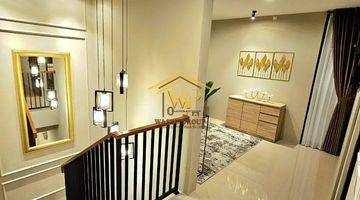 Gambar 3 Rumah Full Furnished Minimalis Baru Untuk Keluarga 