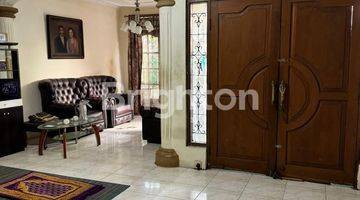 Gambar 3 RUMAH KEBAYORAN LAMA CLASSIC (R 1086 J)