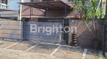 Gambar 3 RUMAH KELAPA GADING, ASRI, MODERN, (R 1221 J)