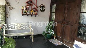 Gambar 5 Rumah di Kelapa Gading, Modern, Cozy, (R 1170 J)