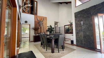 Gambar 5 Hitung tanah! Rumah Tropical Design Antik di Resort Dago Pakar cocok di jadikan Restoran/Cafe & Guest House/Villa

