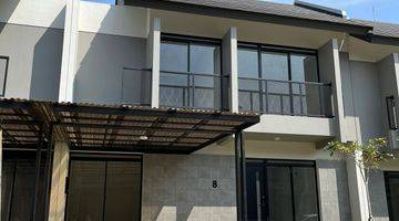 Gambar 1 Rumah gress modern minimalis, pintu smart lock, rumah, 2 Lantai, baru