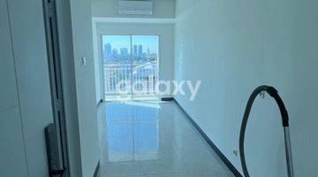 Gambar 5 DISEWAKAN APARTEMEN WESTOWN VIEW 2 BR CORNER SUITE TOWER LA CHIVA