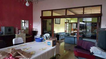 Gambar 1 rumah 2 lantai furnished harga di bawah NJOP 