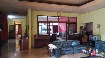 Gambar 2 rumah 2 lantai furnished harga di bawah NJOP 