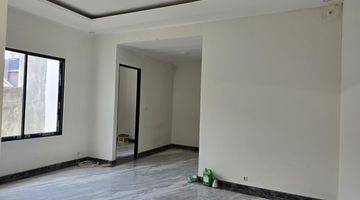 Gambar 5 Rumah Virginia Regency Pakuwon City Bangunan 2 Lantai