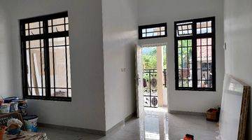 Gambar 4 Rumah 2 Lantai Bagus Unfurnished SHM di Bulevar , Bekasi B0027