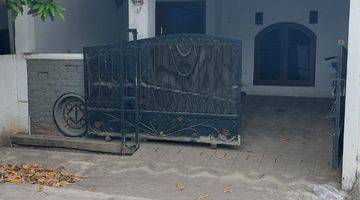 Gambar 1 Rumah Bagus Unfurnished SHM di Puri Harapan , Bekasi b1009 