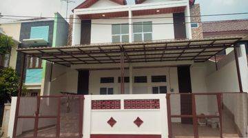 Gambar 1 Rumah 2 Lantai Bagus Unfurnished di Harapan Indah, Bekasi B1053 