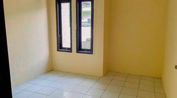 Gambar 4 Unfurnished House Green Bsd Cibogo Permai By Travelio