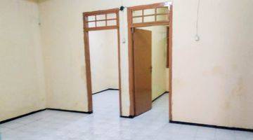 Gambar 3 Unfurnished House Klender Duren Sawit By Travelio