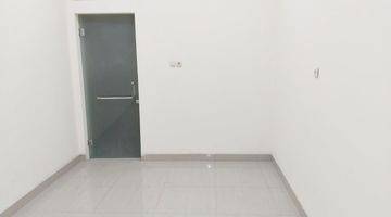 Gambar 5 Unfurnished House Pondok Kopi Timur By Travelio