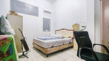 Gambar 3 Furnished House Purwosari Raya By Travelio