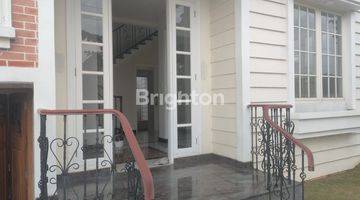 Gambar 3 Rumah Mewah Legalitas Shm 2,5 Lantai Royal Residence