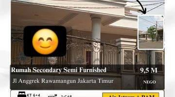 Gambar 1 Dijual Rumah Secondary Semi Furnished 2 Lantai Shm