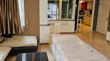 Gambar 3 Disewakan Apartemen Royal Mediterania Garden 3 Kamar Tidur Bagus Furnished Interior 