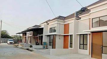 Gambar 3 Rumah modern minimalis di pusat kota Rumah