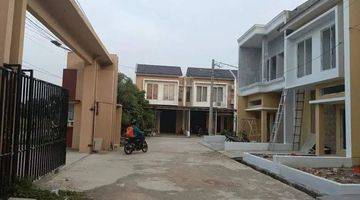 Gambar 3 Rumah 2 lantai dekat Summarecon jalan baru Karawang Rumah