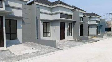 Gambar 3 Rumah modern minimalis di Karawang Timur Rumah