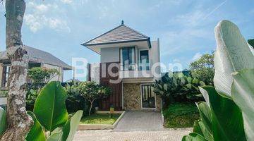 Gambar 1 RUMAH DENGAN KONSEP MODERN DAN LUXURY